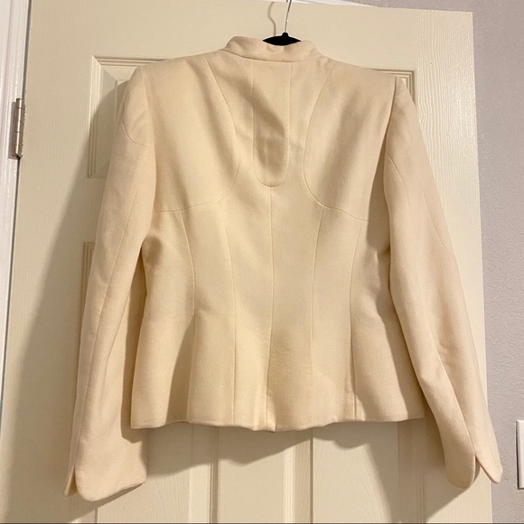 ✨Alexander McQueen Cashmere Jacket Size 44✨ - Picture 2 of 8